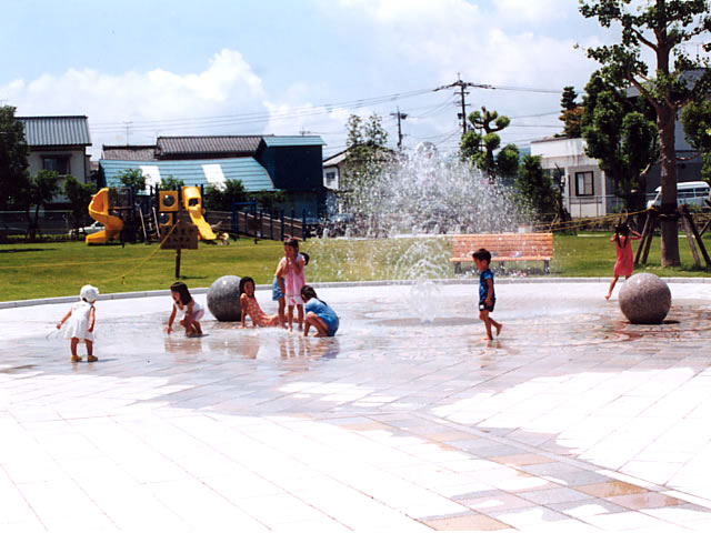 伊勢町公園　(平成8年)（大村市西本町）